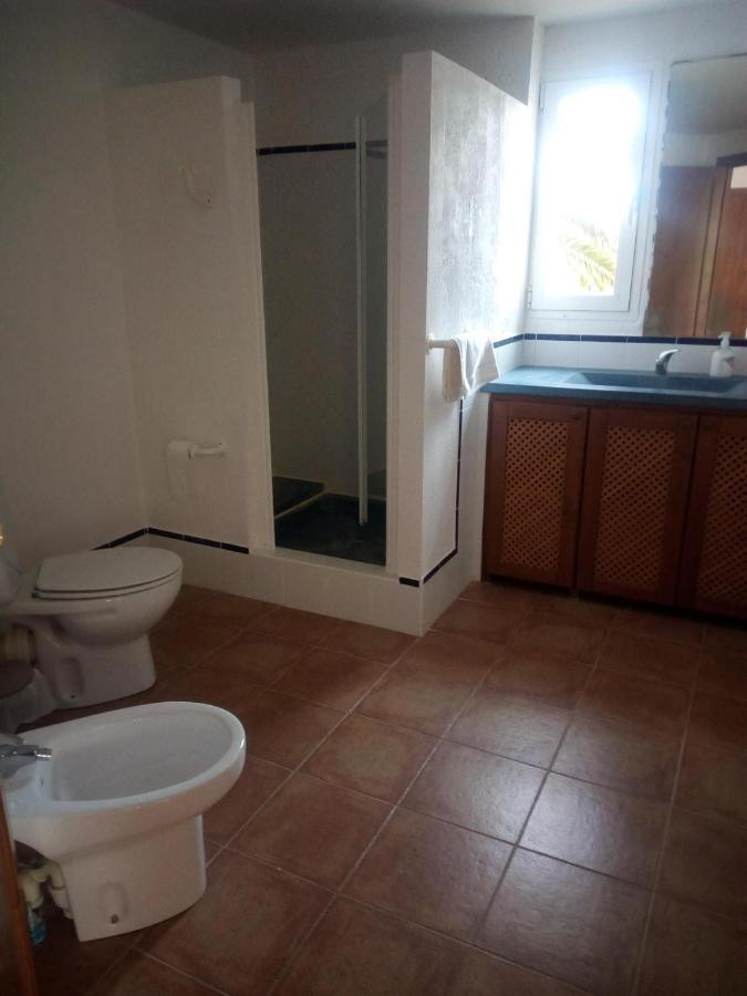 Son Bou By The Sea; Home With A Private Garden Bagian luar foto